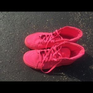 Ladies pink vans high tops